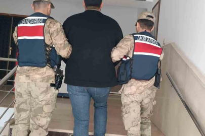 Dolandırıcılıktan aranan şahıs yakalandı
