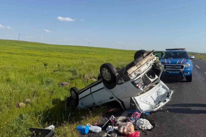 Şanlıurfa’da otomobil takla attı: 5 yaralı
