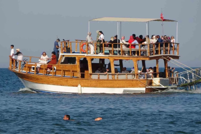 Güneşi gören denize girdi: Havalar ısındı, turizm sezonu başlıyor
