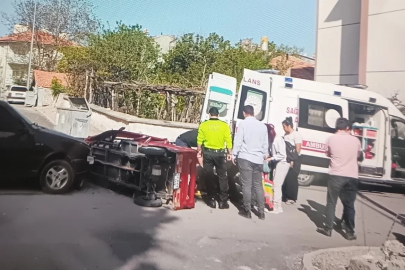 Otomobil ile elektrikli motosiklet çarpıştı: 2 yaralı
