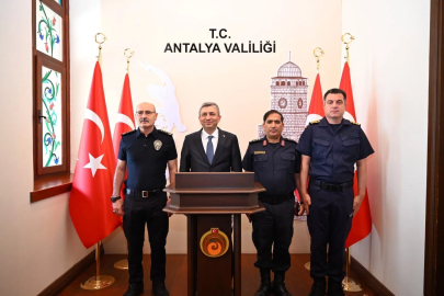 Vali Şahin: "Hedefimiz Antalya’da deniz hep temiz"
