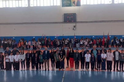 Yenipazar’da geleneksel çocuk oyunları heyecanı yaşandı
