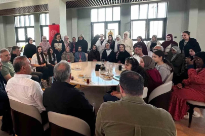 15 farklı ülkeden gelen öğrenciler, Ahlat Cumhurbaşkanlığı Külliyesi’nde ağırlandı
