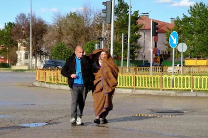 48 yıldır engelli evlada adanmış bir ömür ve vefakar Erzurumlu annenin hayalleri
