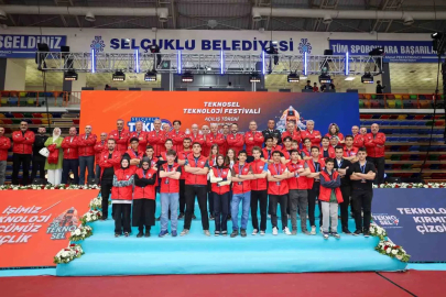 Selçuklu TEKNOSEL Teknoloji Festivali başladı
