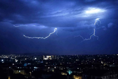 Kırıkkale için gök gürültülü kuvvetli sağanak uyarısı
