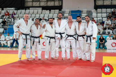 Yunusemre Belediyespor Türkiye ikincisi oldu
