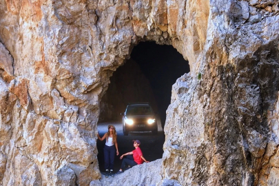 132 yılda yapılan Taş Yolu turistleri kendine çekiyor
