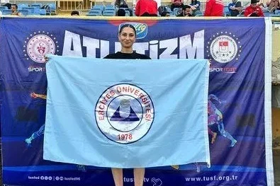 Erciyes Üniversitesi atletlerinden 4 madalya
