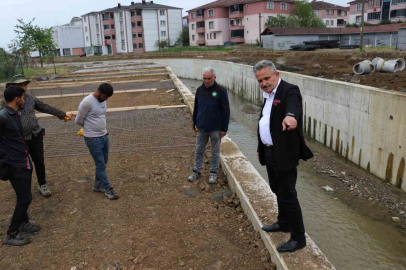 Başkan Koloğlu dere ıslah çalışmaları yerinde incelendi
