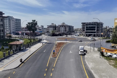 Tarsus’ta kavşak düzenlemesiyle ulaşım daha güvenli hale geldi
