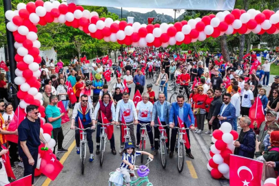 Bisiklet tutkunları pedallar 19 Mayıs için çevrilecek
