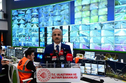 Bakan Uraloğlu: "AUS Merkezimizde bayram trafiğini anlık olarak takip edeceğiz"
