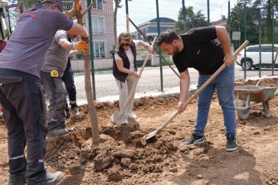 Eski stadyum yeni yaşam merkezine dönüştürülüyor
