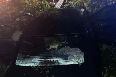 İnegöl’de otomobil tarlaya uçtu: 4 yaralı
