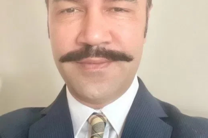 Ulaş Avşar görevden alındı
