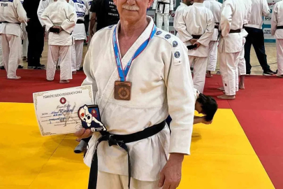 Veteran judoculardan 2 bronz madalya
