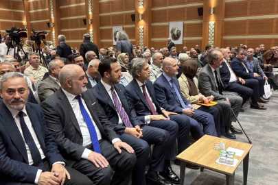 AK Parti İstanbul İl Başkanlığından "Yerel Yönetimlerde İlk Basamak: Muhtarlarımız" paneli
