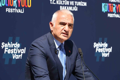 Kültür ve Turizm Bakanı Ersoy: "Kültür Yolu Festivali, Eskişehir esnafına can suyu olacak"
