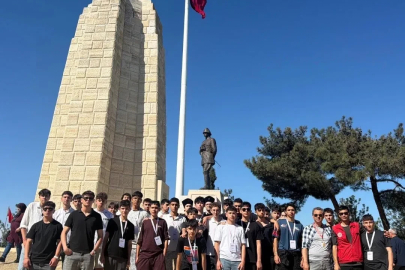 Menteşeli gönüllü gençlerden Çanakkale’ye anlamlı ziyaret

