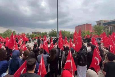ODTÜ’de bayrak saldırısına tepki: Bilecik’te 350 kişilik yürüyüş
