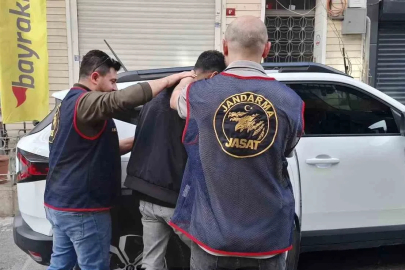 Dolandırıcılıktan aranan şahıs yakalandı

