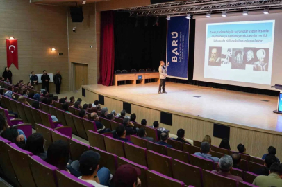 BARÜ’de düzenlenen etkinlikte bilim ve mizah buluştu
