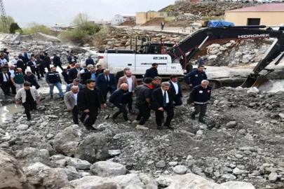 Beytüşşebap’taki sel bölgesinde inceleme
