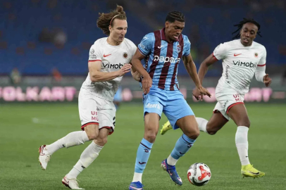 Trendyol Süper Lig: Trabzonspor: 0 - Gençlerbirliği: 1 (İlk yarı)
