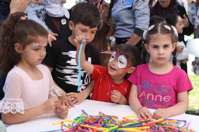 Zeytinburnu Belediyesi tarafından hayata geçirilen Bilgi Evleri’nin 20’nci yılı kutlandı
