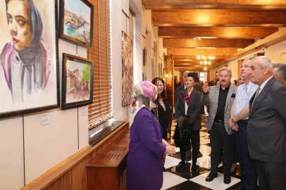 Sanat Merkezi’nde karma resim sergisi açıldı
