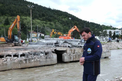 Başkan Yazıcıoğlu’ndan yıkımı gerçekleştirilen ÇEDAŞ köprüsü yerine yeni köprü müjdesi
