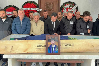 Motosiklet kazasında hayatını kaybeden lise öğrencisi son yolculuğuna uğurlandı
