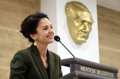 Başkan Köksal Aras: "Bağımsızlık meşalesi, gençliğin ellerinde geleceğe taşınıyor"
