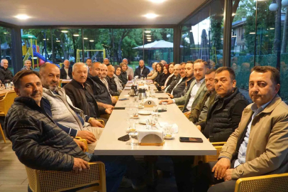 AK Parti’de kusursuz toplantı

