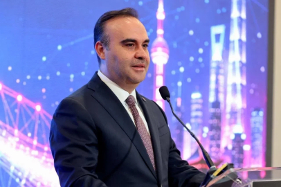 Türk gençlerinden uluslararası bilim olimpiyatlarında büyük başarı: 4 altın, 8 gümüş ve 1 bronz madalya
