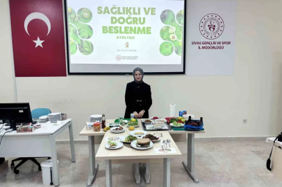 Sivas’ta yurt öğrencilerine sağlıklı beslenme eğitimi verildi
