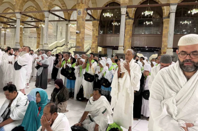 Hacı adayları akın akın Kabe-i Muazzama’ya koşuyor
