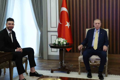Cumhurbaşkanı Erdoğan, Alperen Şengün’ü kabul etti
