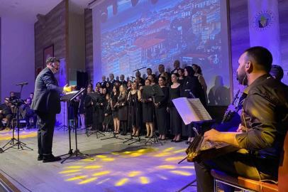 Alaşehir’de ’İstanbul Şarkıları’ rüzgarı
