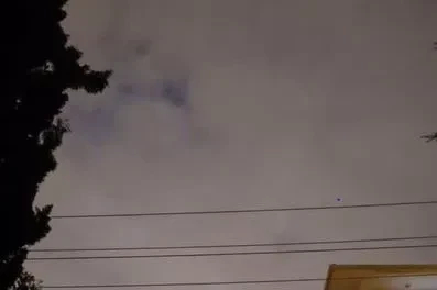 Başkentte gökyüzündeki ışıklar merak uyandırdı
