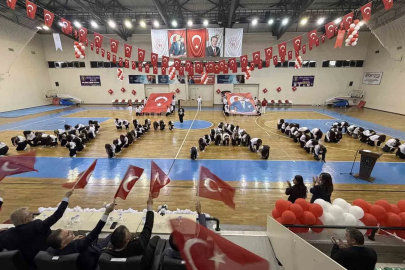 Edremit’te 19 Mayıs coşkusu
