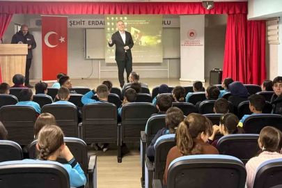 Bayburt’ta öğrencilere sıfır atık ve çevre bilinci anlatıldı
