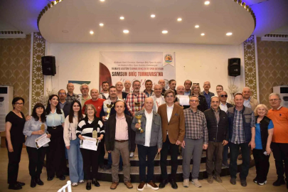 Atakum’da briç turnuvası düzenlendi
