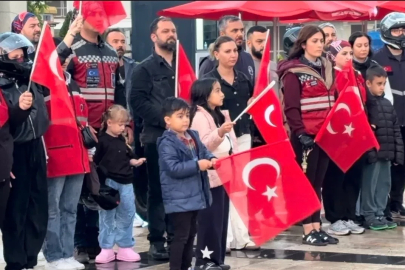 Osmaniye’de motosiklet tutkunlarından 19 Mayıs korteji
