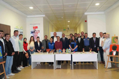Pınarhisar’da "Teras Kitap Kafe" törenle açıldı
