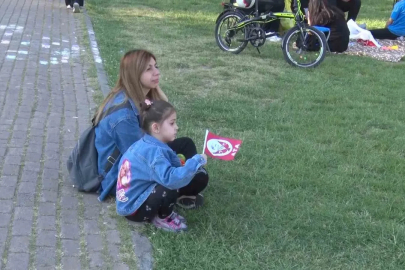 Kağıthane’de gençler 19 Mayıs Atatürk’ü Anma Gençlik ve Spor Bayramı’nı konserle kutladı
