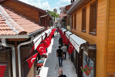 Edirne’de ’Dar Çarşı’ya tarihi dokunuş: 52 dükkan yenilendi
