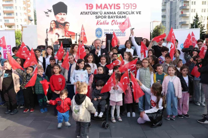 Melikgazi’de 19 Mayıs’ın heyecan ve coşkusu, Gençlik Orkestrası’nın konseriyle taçlandı
