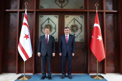 Cumhurbaşkanı Yardımcısı Yılmaz: "Tüm gayretimiz KKTC vatandaşlarının ve işletmelerinin daha güçlü bir enerji altyapısına kavuşması içindir"
